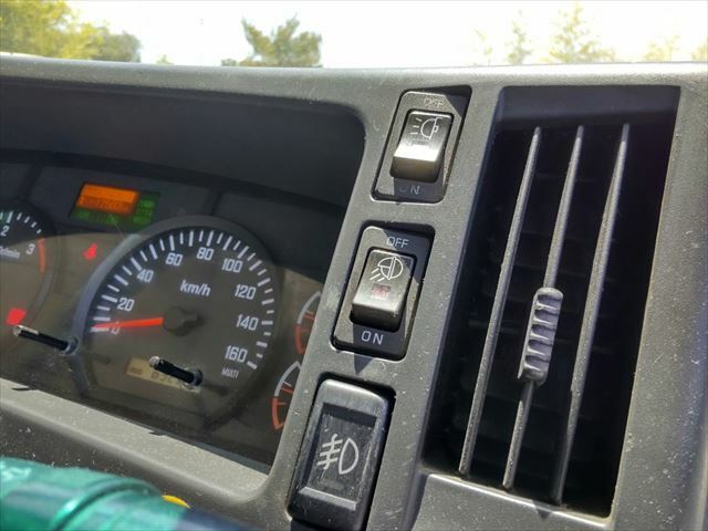 いすゞ フォワード 増トン 冷蔵冷凍バン LKG-FTR90T2(10006) 42枚目