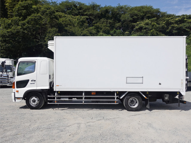 日野 レンジャー 増トン 冷蔵冷凍バン SKG-GD7JKAA(109460) 9枚目
