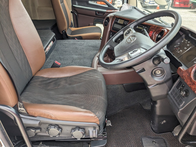 日野 プロフィア 大型 冷蔵冷凍バン 2DG-FR1EHJ(109850) 27枚目