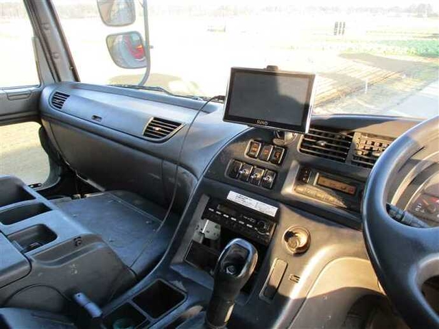 いすゞ ギガ 大型 トラクタ PDG-EXZ52J8(37780) 10枚目
