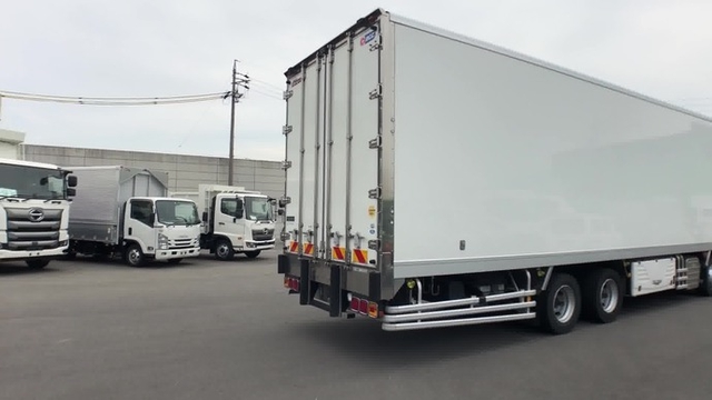 いすゞ ギガ 大型 冷蔵冷凍バン QPG-CYJ77B(34854) 23枚目