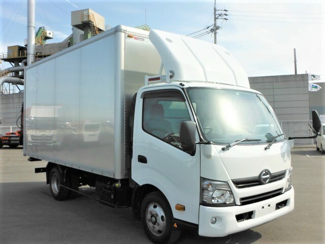 日野 デュトロ 小型 バン TKG-XZU710M(40147) 1枚目