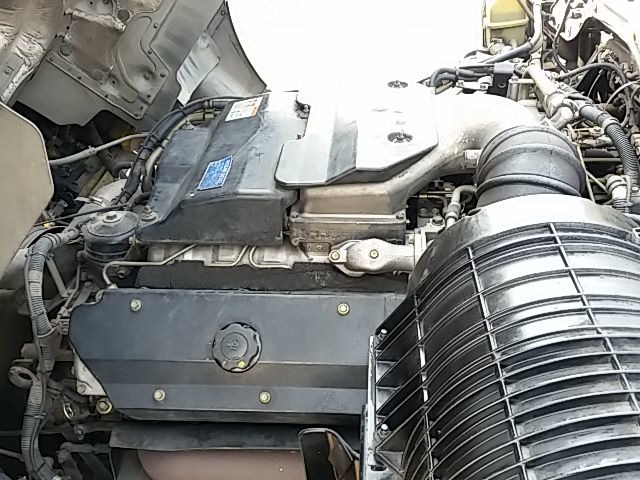 UDトラックス（日産） ビッグサム 大型 トラクタ KL-CW632GHT(8803) 19枚目