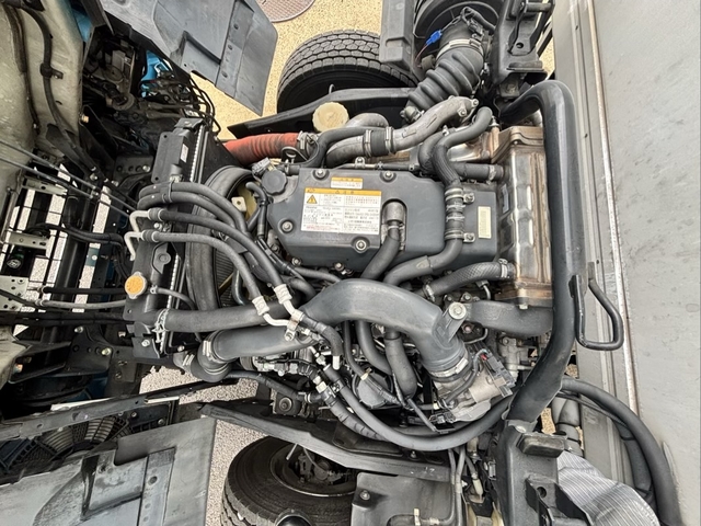 いすゞ フォワード 中型 冷蔵冷凍バン TKG-FRR90S2(111143) 42枚目