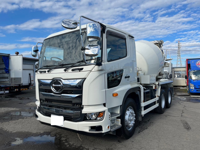 日野 プロフィア 大型 ミキサー車 2DG-FS1AGA(86993) 4枚目