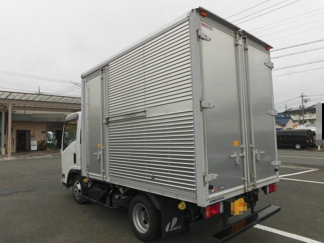 いすゞ エルフ 小型 バン TRG-NLR85AN(7128) 4枚目