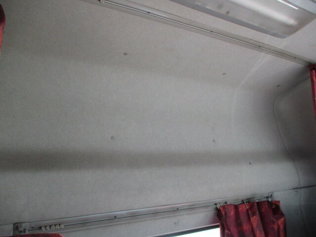 UDトラックス（日産） クオン 大型 トラクタ QPG-GK5XAB(9302) 41枚目