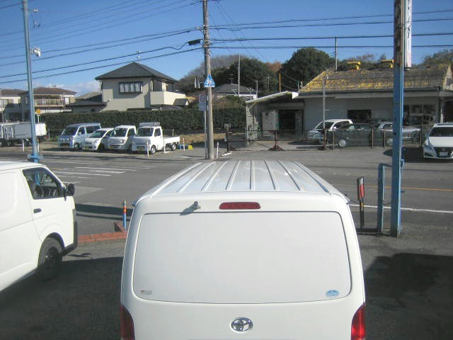 トヨタ ハイエース 小型 冷蔵冷凍バン QDF-KDH201V(97409) 5枚目