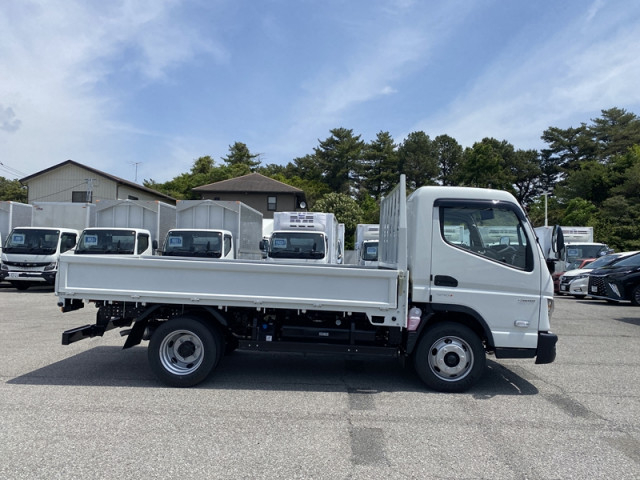 三菱ふそう キャンター 小型 平ボディ 2RG-FEB90(107395) 5枚目