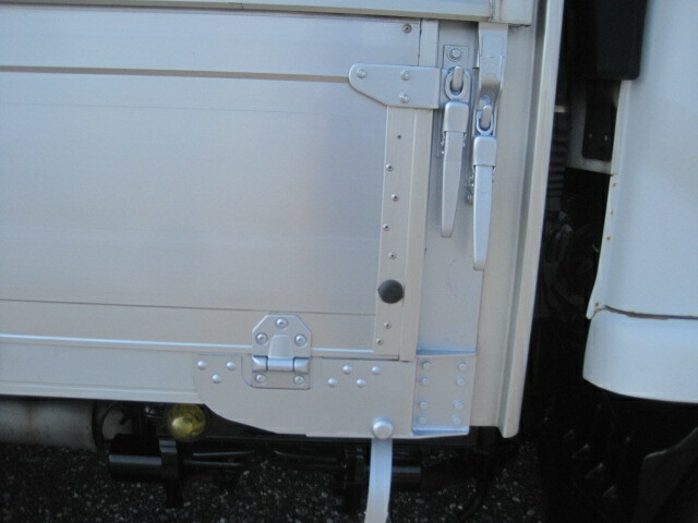 UDトラックス（日産） コンドル 中型 ウィング PB-MK36A(11038) 15枚目