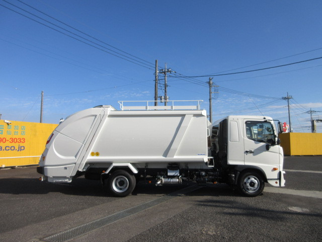 日野 レンジャー 中型 塵芥車（プレス式） 2PG-FD2ABA(96044) 6枚目