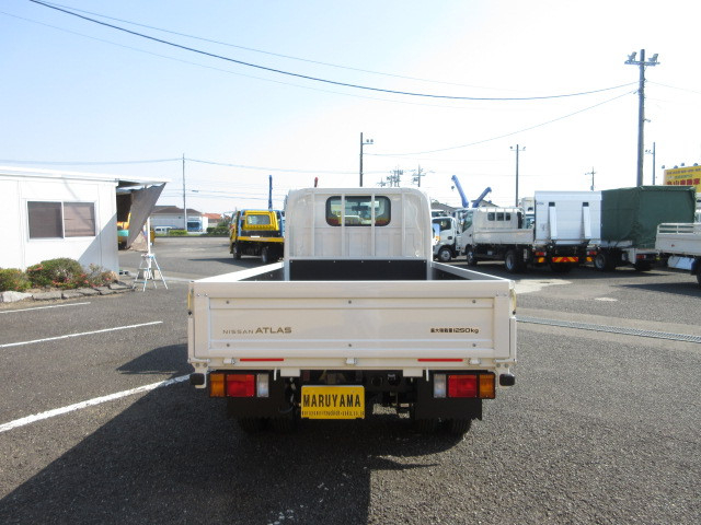 日産自動車 アトラス 小型 平ボディ 3DF-AHR87AF(105869) 7枚目