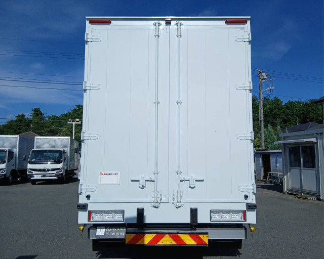 UDトラックス（日産） クオン 大型 ウィング 2PG-CG5CA(111908) 11枚目