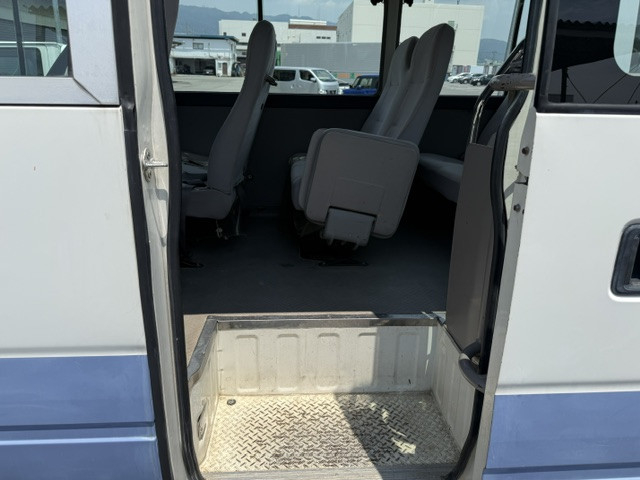 トヨタ コースター 中型 バス PB-XZB50(109619) 37枚目