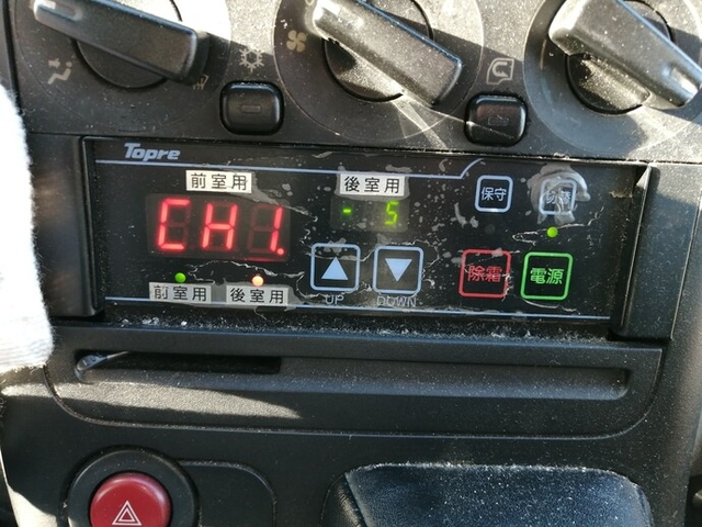三菱ふそう キャンター 小型 冷蔵冷凍バン PDG-FE74BV(5548) 15枚目