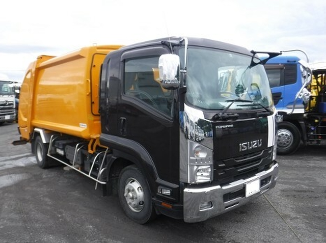 いすゞ フォワード 中型 塵芥車（プレス式） 2PG-FRR90S2(12796) 3枚目