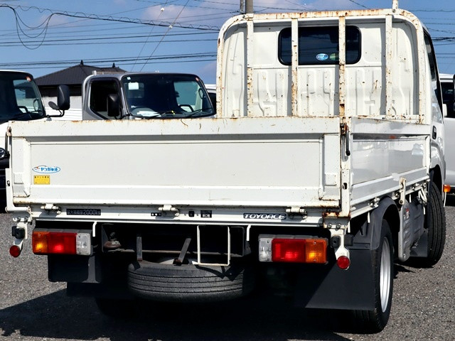 トヨタ トヨエース 小型 平ボディ 2RG-XZC605(112205) 3枚目