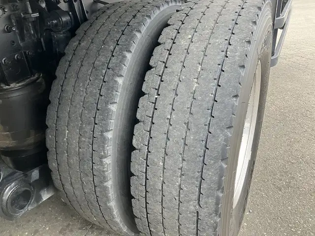 日野 プロフィア 大型 平ボディ（クレーン付） 2DG-FS1AHC(114005) 36枚目