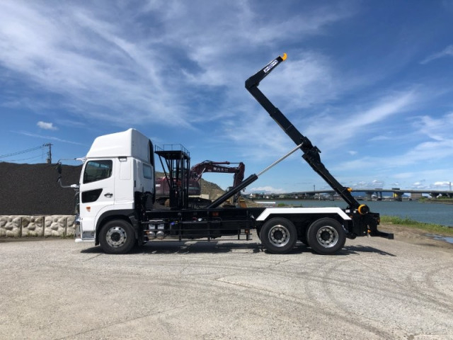 日野 プロフィア 大型 コンテナ専用車 2DG-FS1AJE(107824) 7枚目