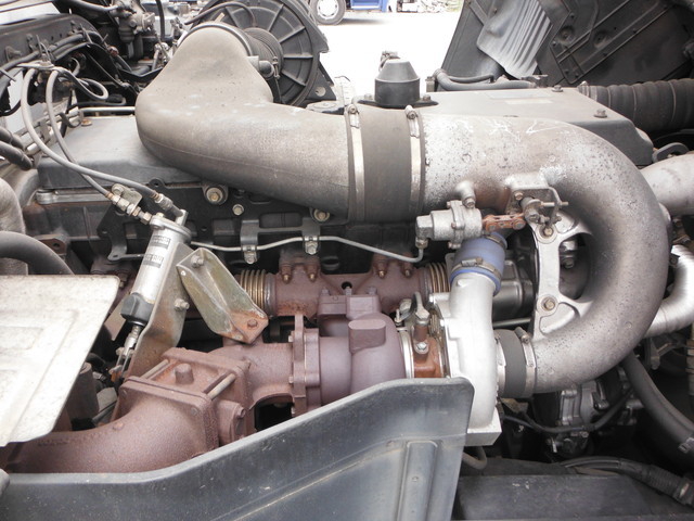 UDトラックス（日産） ビッグサム 大型 ウィング KL-CD48ZWA(1424) 18枚目