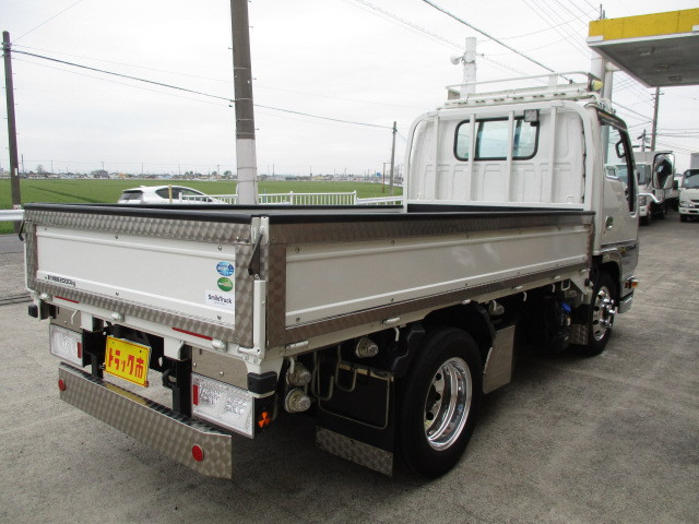 Isuzu elf Small Flat body 2RG-NJS88A(105448) 2枚目