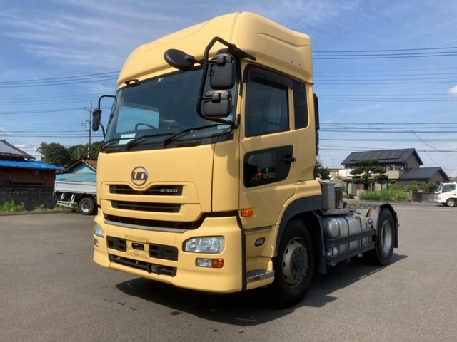 UDトラックス（日産） クオン 大型 トラクタ LKG-GK5XAB(7407) 3枚目
