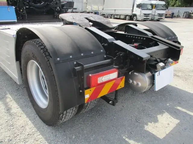 日産自動車 クオン 大型 トラクタ 2RG-GK5DAB(108643) 17枚目