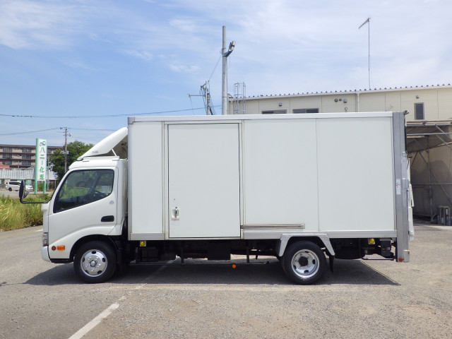 トヨタ トヨエース 小型 バン TKG-XZU655(110666) 3枚目