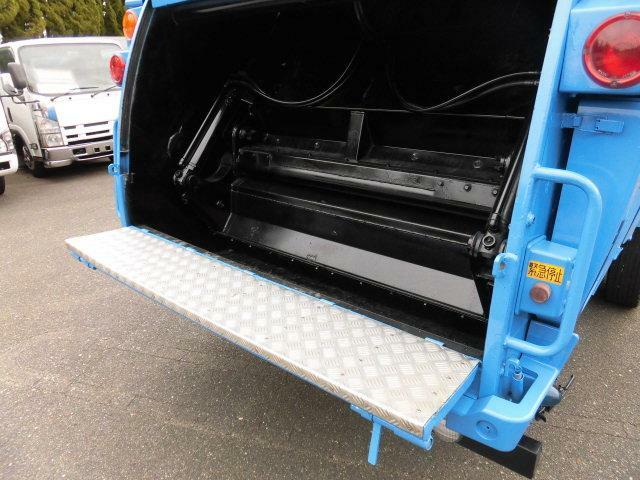 三菱ふそう ファイター 中型 塵芥車（プレス式） PDG-FK61F(11308) 12枚目