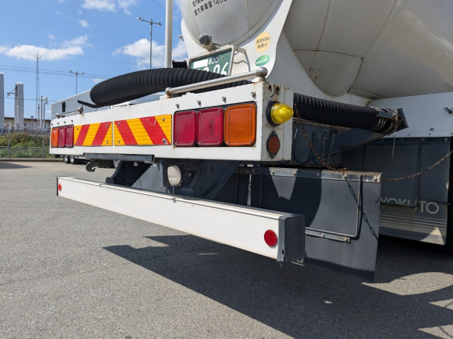 Nissan UD quon Large Bulk truck QKG-CD5ZL(109823) 7枚目