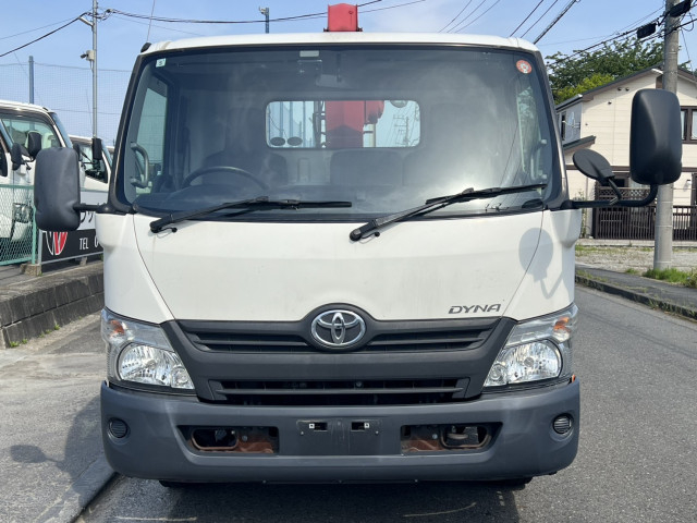 トヨタ ダイナ 小型 平ボディ（クレーン付） TKG-XZU710(110614) 5枚目