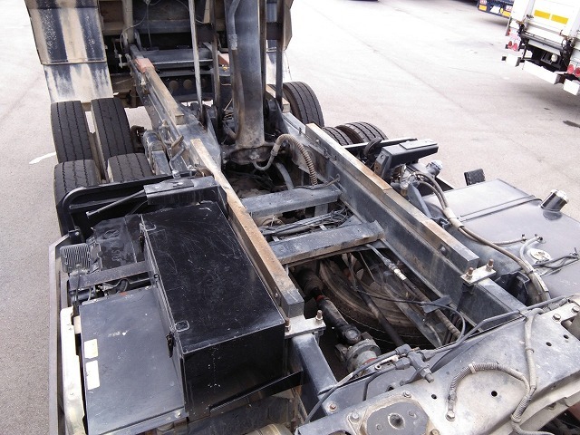 いすゞ ギガ 大型 土砂ダンプ LKG-CXZ77AT(11728) 27枚目