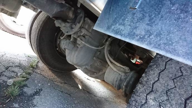 Nissan UD other Large Soil dump QKG-CW5XL(2254) 2枚目