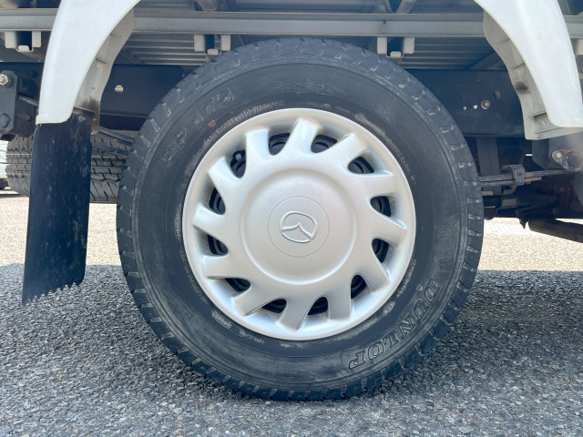 マツダ ボンゴ 小型 平ボディ DBF-SLP2L(110001) 39枚目
