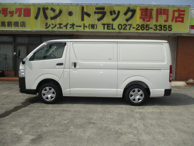 Toyota hiace Small Freezer box_body CBF-TRH200V(92118) 29枚目