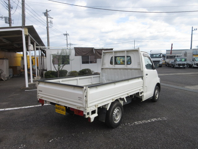 トヨタ タウンエース 小型 平ボディ DBF-S412U(113699) 4枚目