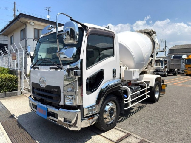 Nissan UD condor 6studs large Mixer trucks 2PG-BTR90U2(110474) 1枚目