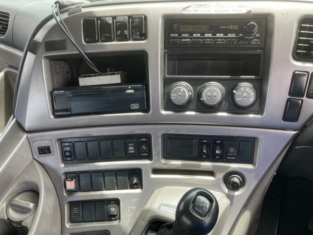 Nissan UD quon Large Tractor AKG-GK4XZB(11875) 14枚目