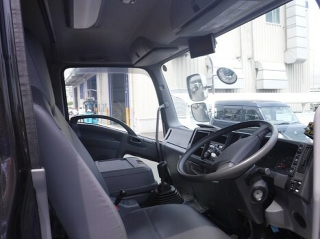 いすゞ フォワード 中型 塵芥車（プレス式） 2PG-FRR90S2(12796) 25枚目