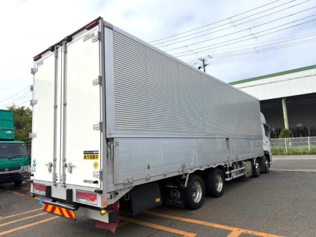 UDトラックス（日産） クオン 大型 ウィング 2RG-CG5FA(112508) 3枚目