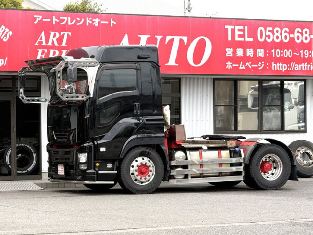 いすゞ ギガ 大型 トラクタ QKG-EXD52BD(112080) 1枚目