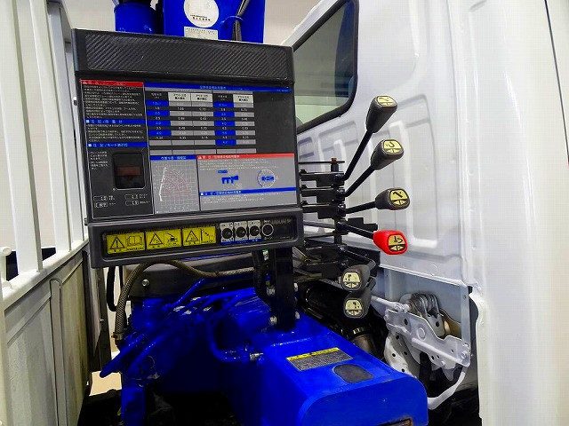 いすゞ エルフ 小型 平ボディ TRG-NKR85A(109056) 26枚目