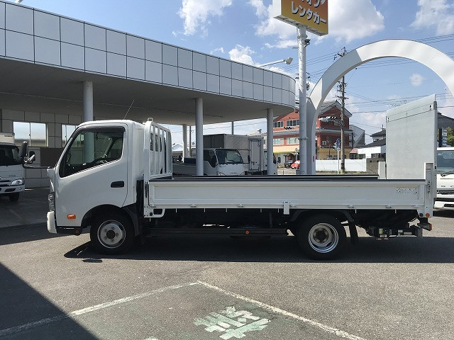トヨタ トヨエース 小型 平ボディ TKG-XZU775(110272) 7枚目