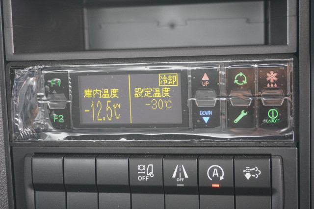 三菱ふそう ファイター 中型 冷蔵冷凍バン 2KG-FK65F(109025) 50枚目