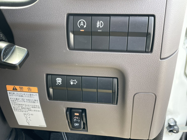 三菱ふそう キャンター 小型 Wキャブ 2RG-FBA20(111632) 32枚目