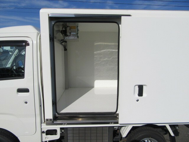 ダイハツ ハイゼット 軽 冷蔵冷凍バン EBD-S500P(8375) 24枚目