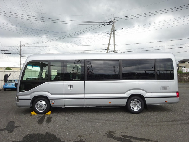 トヨタ コースター 小型 バス 2WG-GDB110(108246) 8枚目