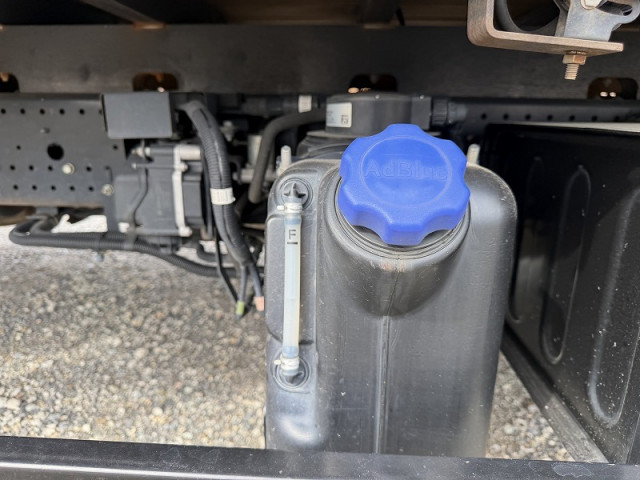 UDトラックス（日産） コンドル 中型 平ボディ 2PG-BRR90S2(105319) 42枚目