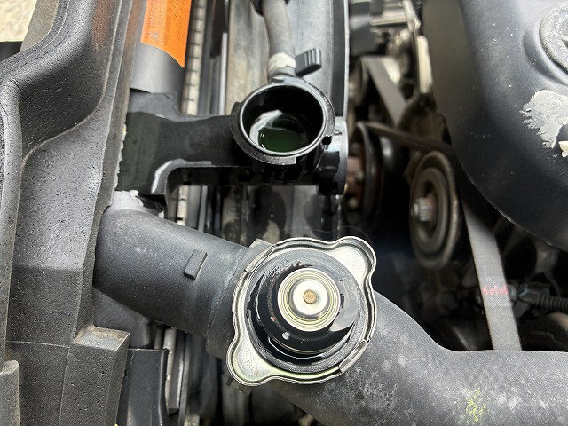 マツダ タイタン 小型 平ボディ（クレーン付） BDG-LMR85AR(110190) 27枚目