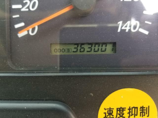 いすゞ ギガ 大型 ウィング PDG-CYJ77W8(7645) 24枚目